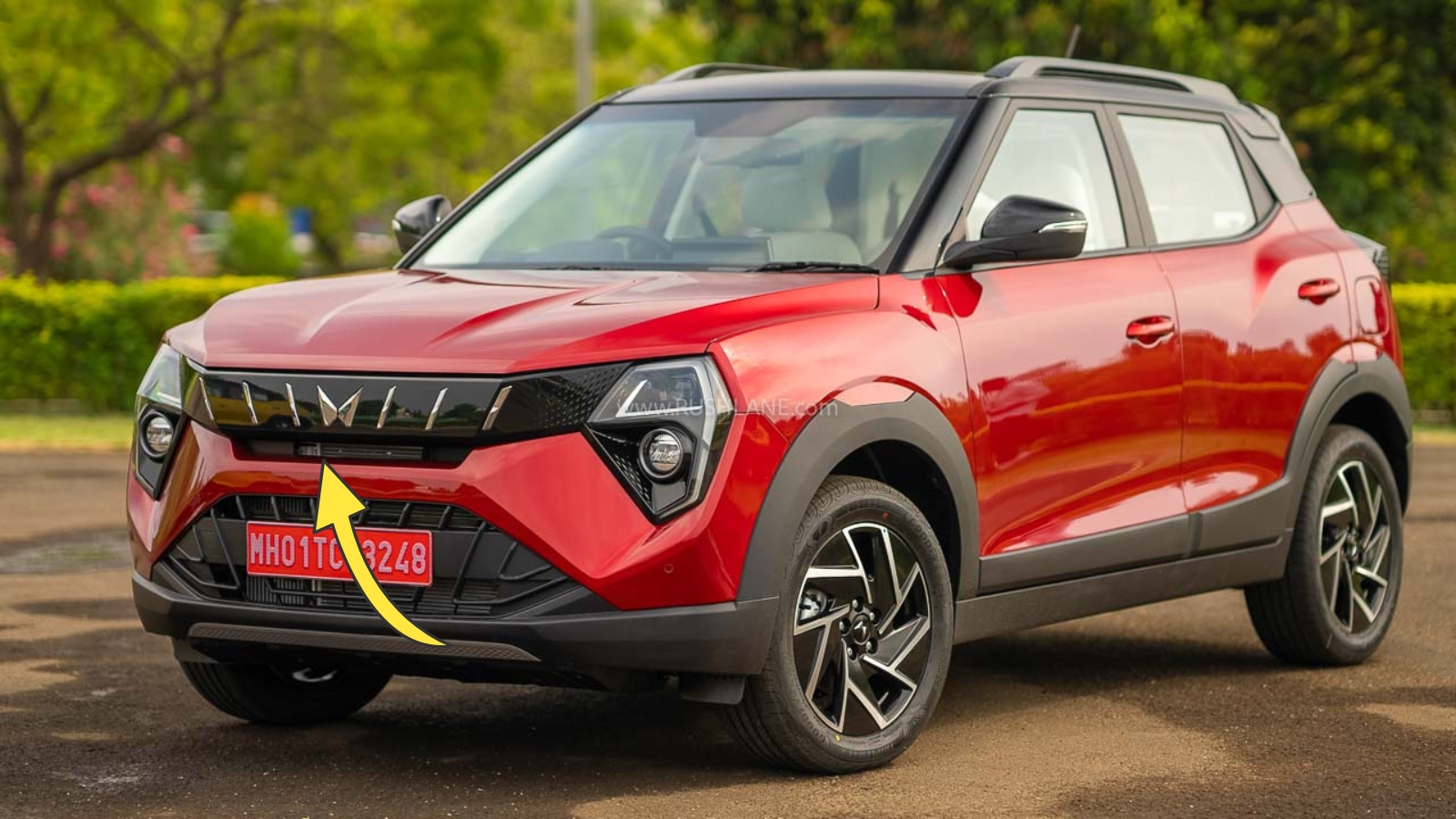 Mahindra XUV3XO Hybrid